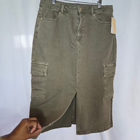 NWT Michael Kors Women's Olive Knee-Length Green Denim Cargo Skirt, Size 12 - Picture 2 of 9